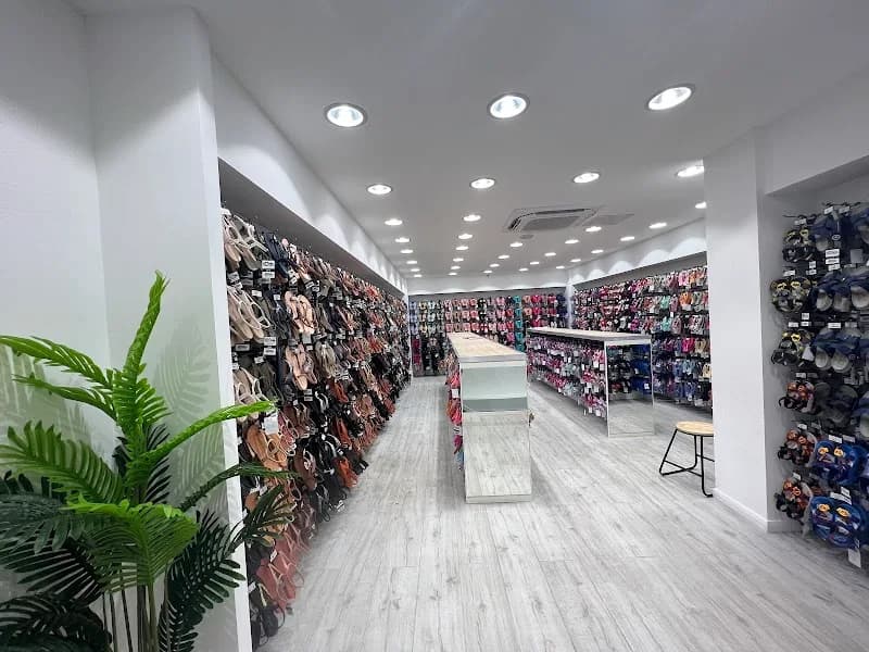 Boutique Kaz à Sandales Jarry - photo 2