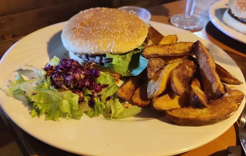 Davy’s Sports Grill Jarry - photo 4