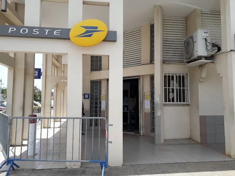 La Poste Baie-Mahault - photo 2