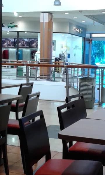 Lacoste Guadeloupe - photo 2