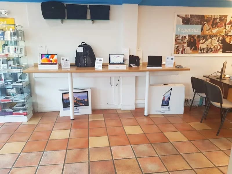 MC Village - photo 4