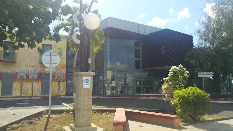 Médiathèque Baie-Mahault - photo 3