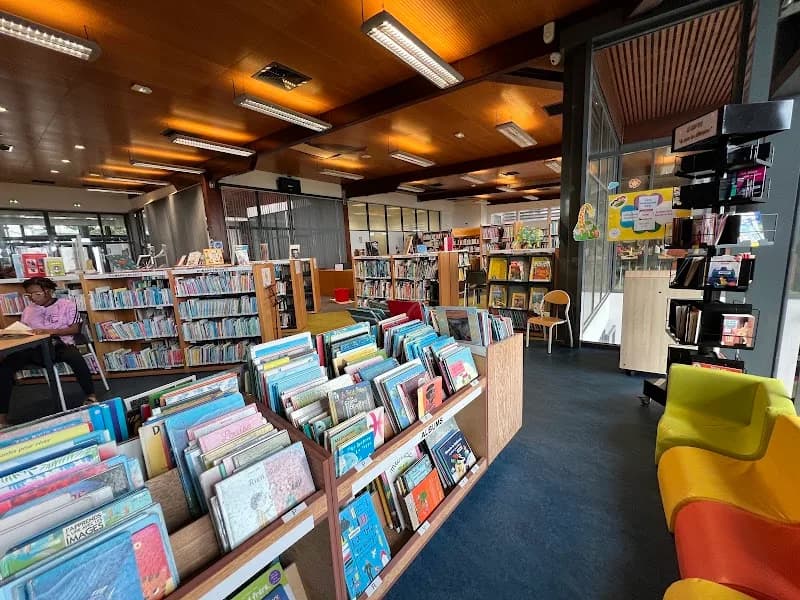 Médiathèque Baie-Mahault - photo 4