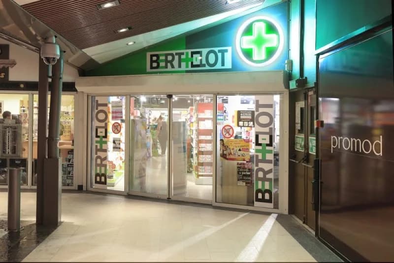 Pharmacie De Nozières - photo 2