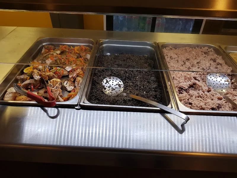 Restaurant Rotis Grill Baie-Mahault - photo 2