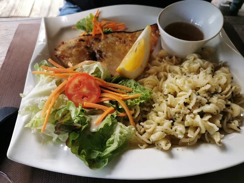 Restaurant Le MC Caroni