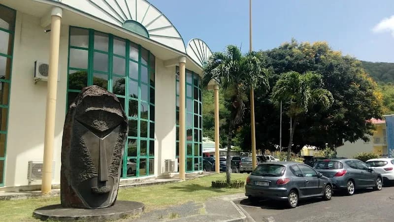 Bibliothèque Deshaies - photo 2