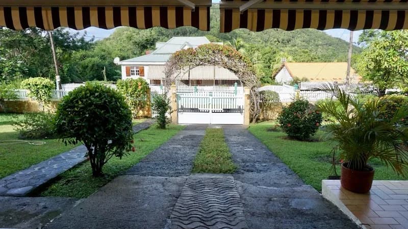 Gîte Chez Momo et Dany Deshaies