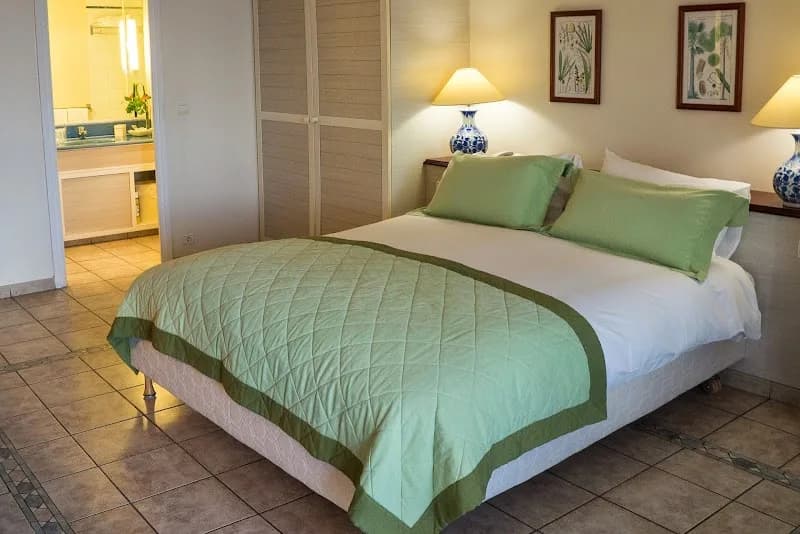 Chateauvieux Bernard - photo 2