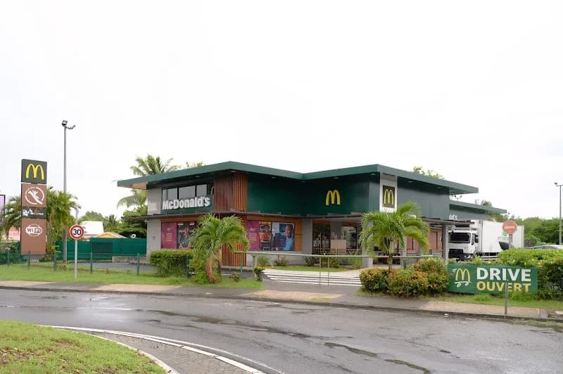 Mc Donald’s Gosier - photo 3