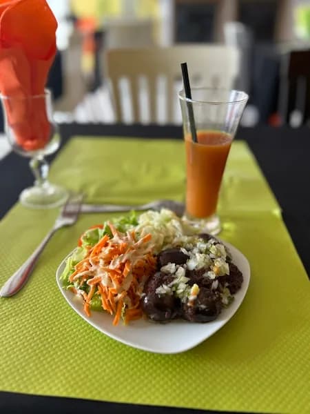 Meel Restaurant - photo 4