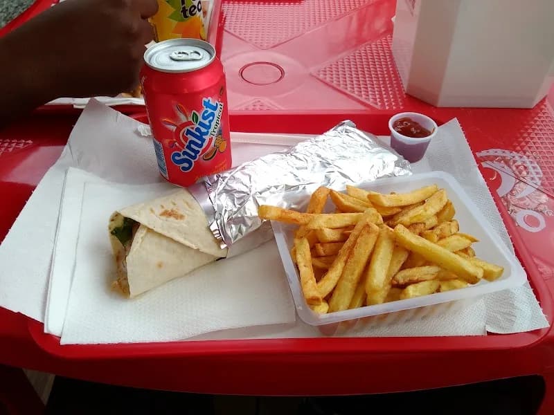 Restauration Rapide L’Izmir Gosier - photo 2