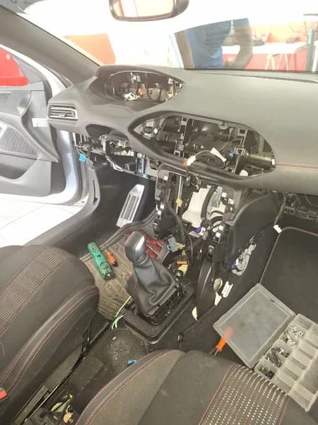 SCCA SERVICE Réparation clim auto - photo 3