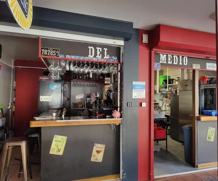 Restaurant Del Medio Gourbeyre