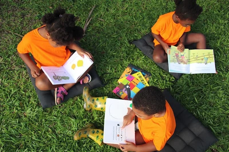 Atelier F . Osmar Fils