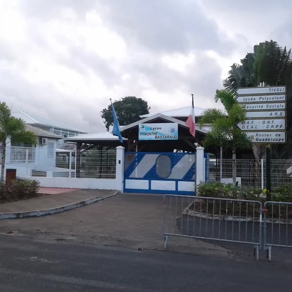 Lycée Polyvalent Hyacinthe Bastaraud