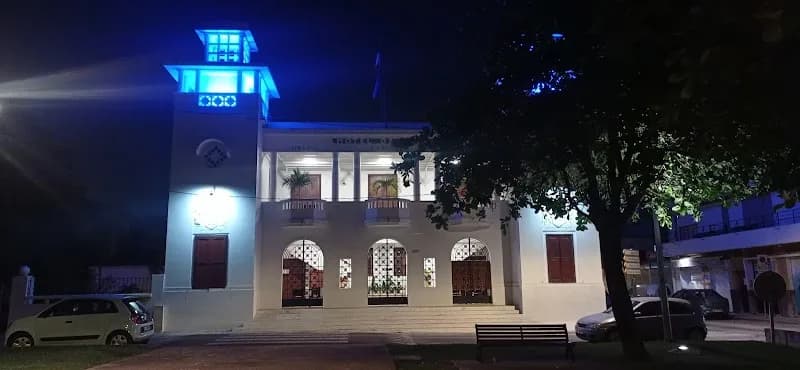 Mairie Grand-Bourg - photo 2