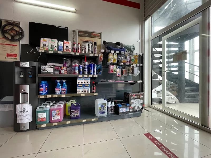 Garage Guadeloupe - photo 2