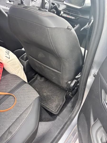 Location de voiture Les Vingtneufauto Désirade - photo 2