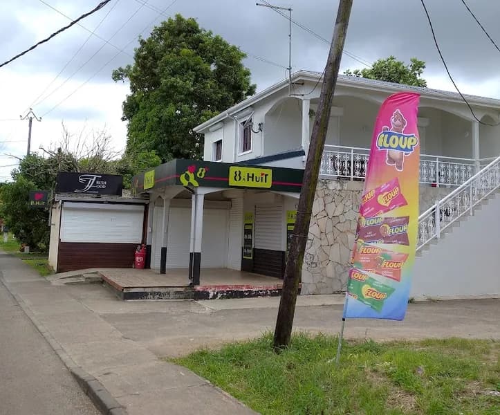 8 à Huit Le Lamentin