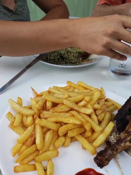 Restaurant Alaro Grill