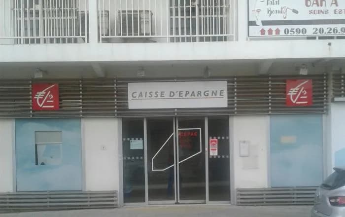 Caisse d’Epargne Le Moule - photo 2