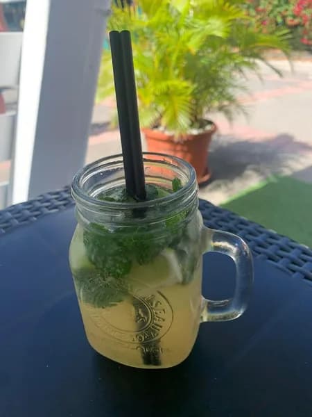 Restaurant La Terrasse de Mario Le Moule - photo 2