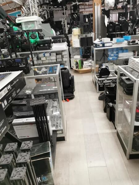 Autoradio Number One Electronique - photo 3