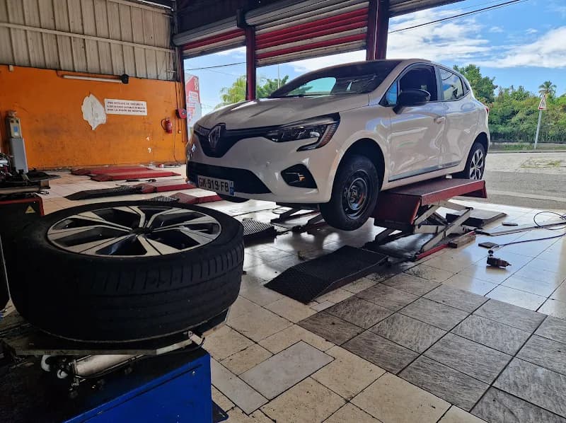 Location de voiture Sixti Les Abymes - photo 3