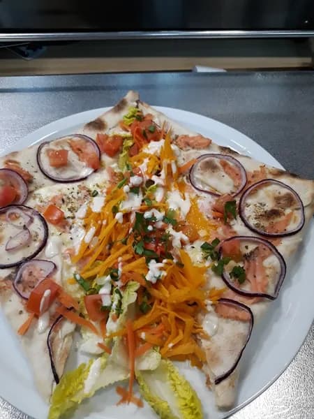 Pizza Julia - photo 2