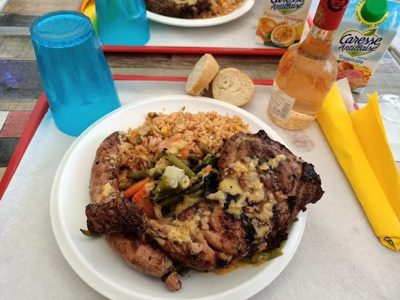 Restaurant Cochon Plus Les Abymes - photo 3