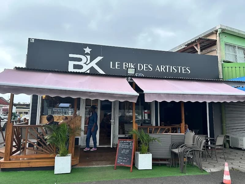 Restaurant Roots Kafé