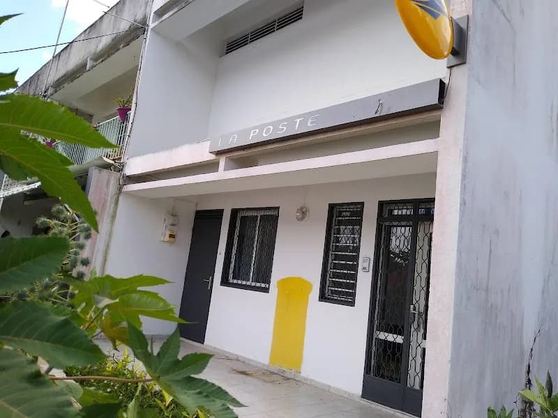 La poste Vieux Bourg Morne à l’Eau