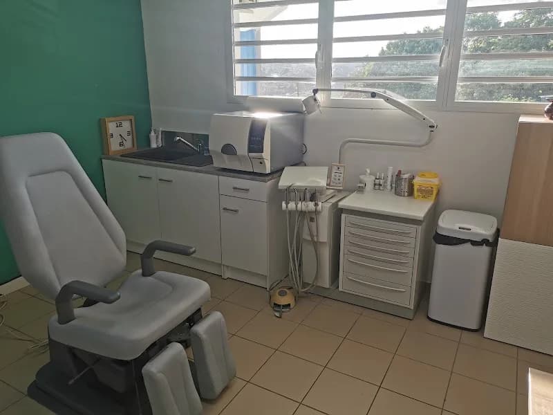 Podologue Cristel Elizabeth Petit-Bourg - photo 2