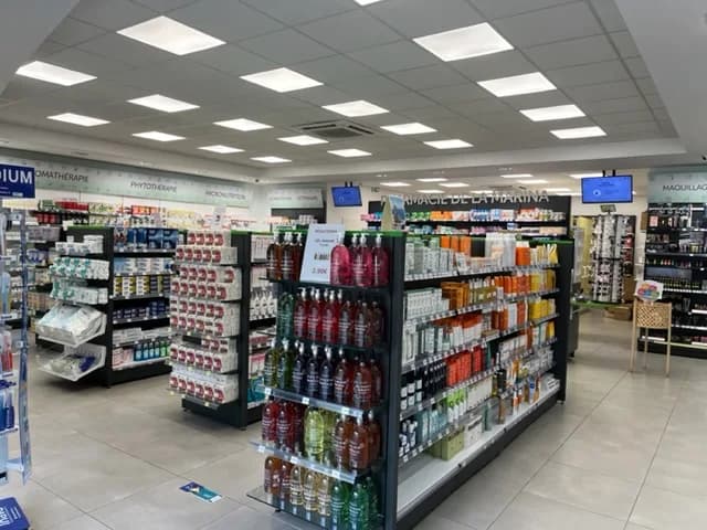 Pharmacie de la Marina Pointe-à-Pitre - photo 2