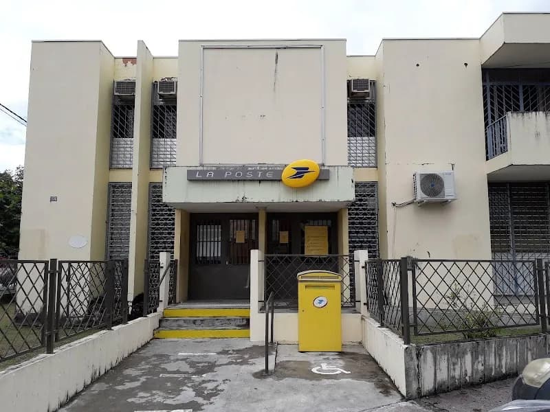 La poste Pointe Noire - photo 2