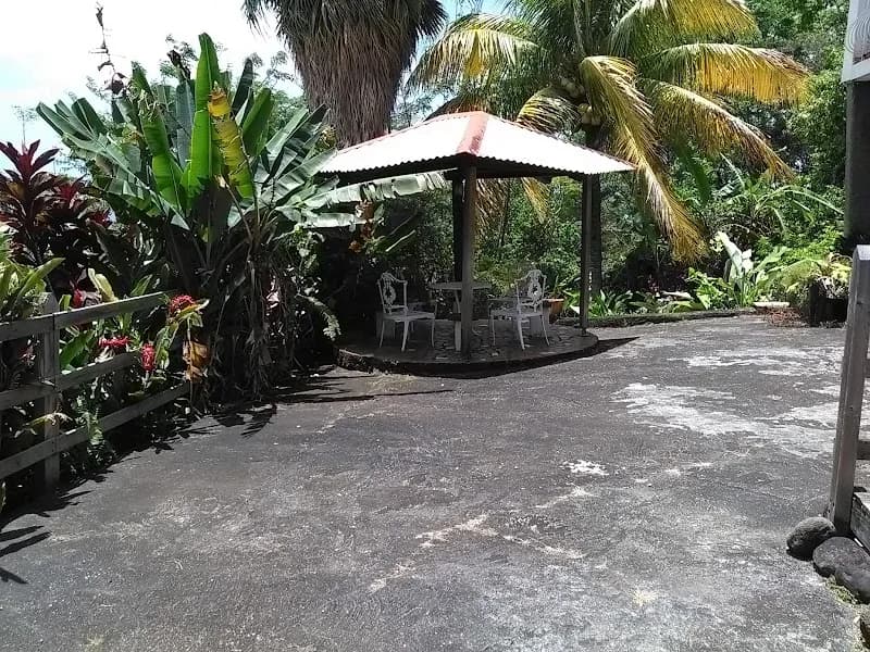 Gîte Alizes Mers Chaudes Saint-Claude - photo 2