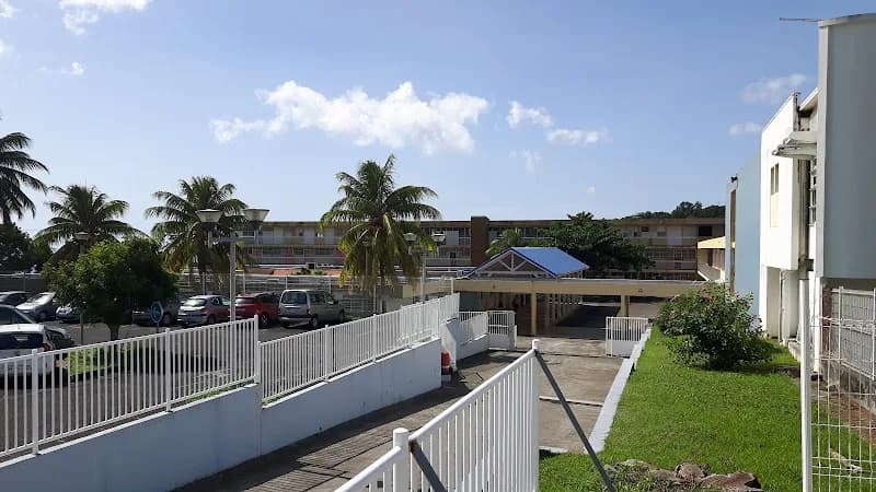 Collège Rémy Nainsouta - photo 2