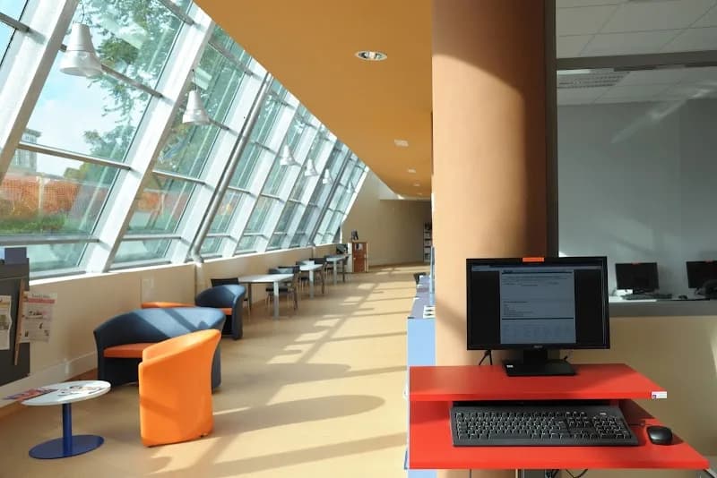 Médiathèque Saint-Claude - photo 2