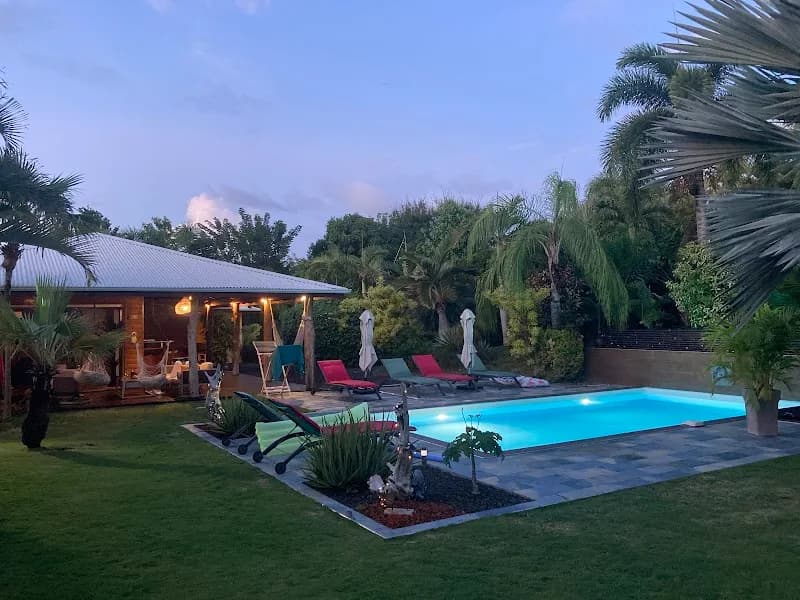 Backstage Location - photo 4