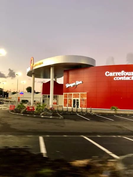 Carrefour Contact Saint François