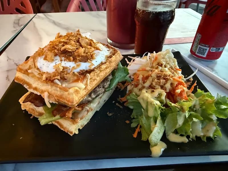 Chez Les Filles - photo 3