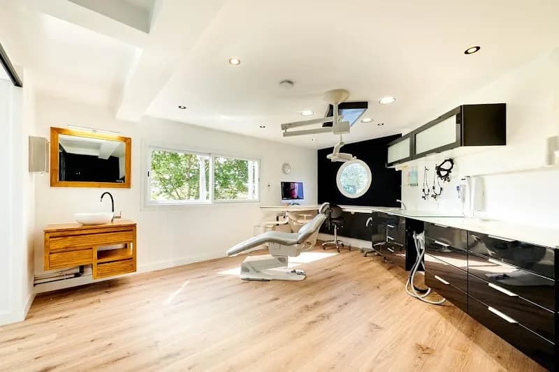 Dentiste Yves Leyer Saint-François - photo 2