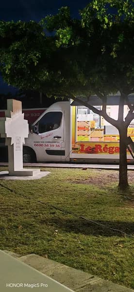 Food Truck La Roulotte Saint-François - photo 3