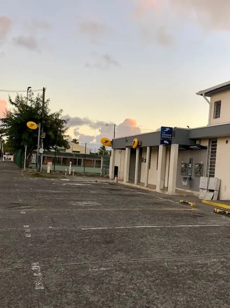 La Poste Saint François - photo 3