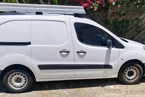 Phoenix Location Saint-François - photo 4