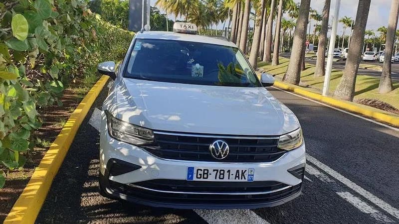 Taxi Lina Saint-François