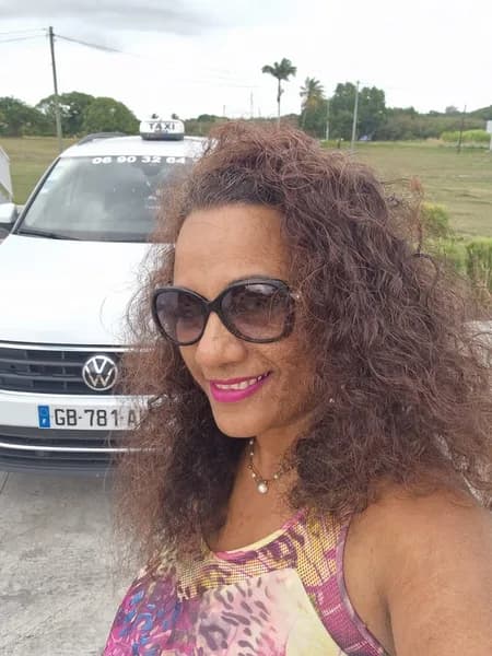 Taxi Lina Saint-François - photo 3