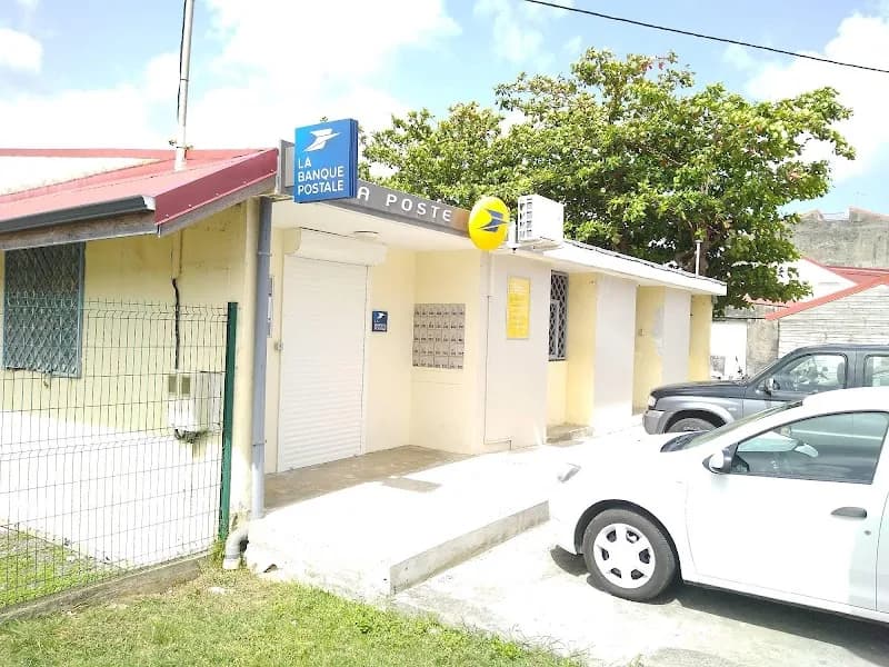 La Poste Saint Louis