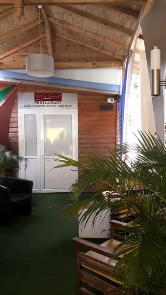 Restaurant M’Co Saveurs Sainte-Anne